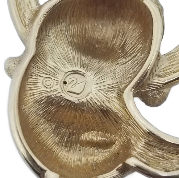 SWAROVSKI RARE 1980s KITTY CAT ON CRYSTAL HOOP BROOCH - Picture 4 of 4